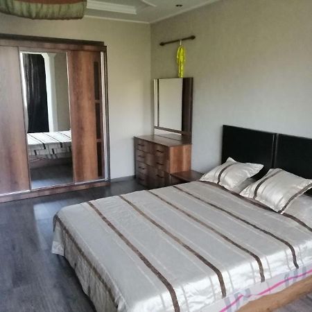 2 bed room Apartment in Center Апартамент в центре 3 комнаты Ташкент Екстер'єр фото